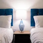 Appartement - On The River - Sleeps 10 -