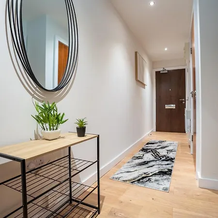 Apartamento - On The River - Sleeps 10 - *