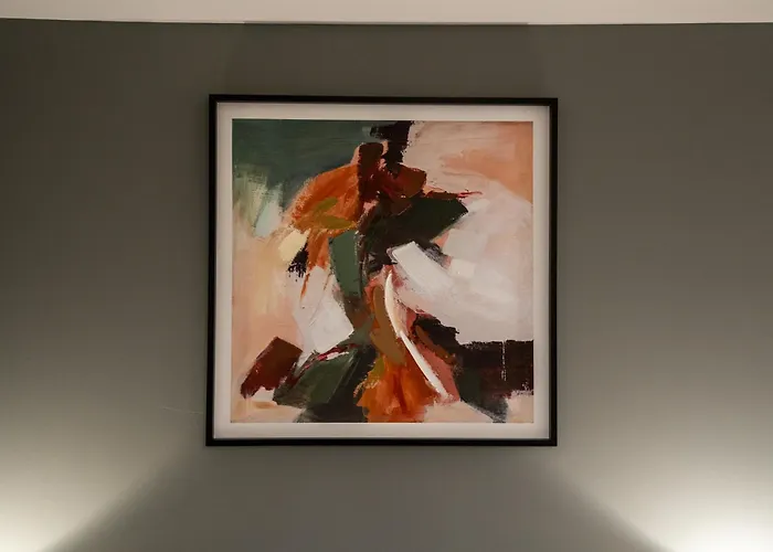 - On The River - Sleeps 10 - * Лідс