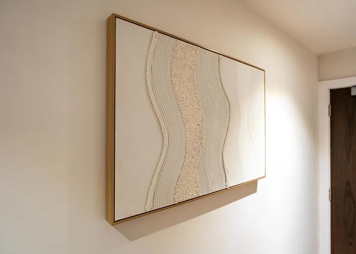 - On The River - Sleeps 10 - Apartment Leeds (West Yorkshire)