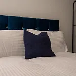 Appartamento - On The River - Sleeps 10 - *