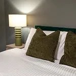 - On The River - Sleeps 10 - Appartamento